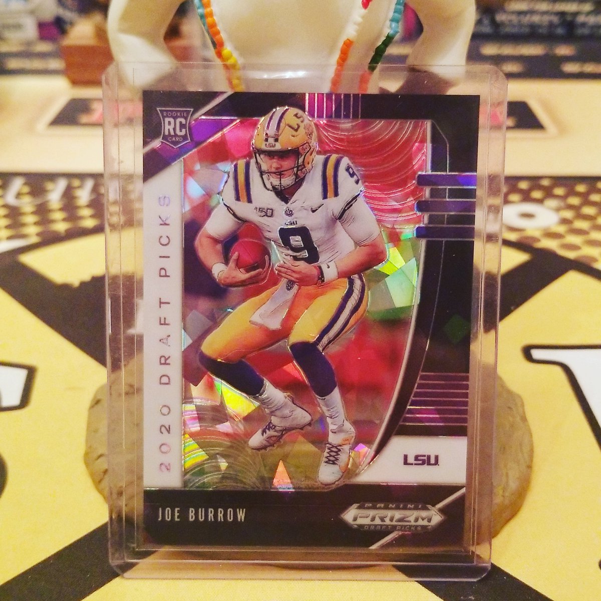 SportsCardJunct's tweet image. Amazing #JoeBurrow we pulled tonight on our live feed #SCJATNIGHT for a customer! 2020 @PaniniAmerica Black Ice 1 of 1! @RbiCru7 @Ballcardxchange #CustomerPulls #SupportYourLCS