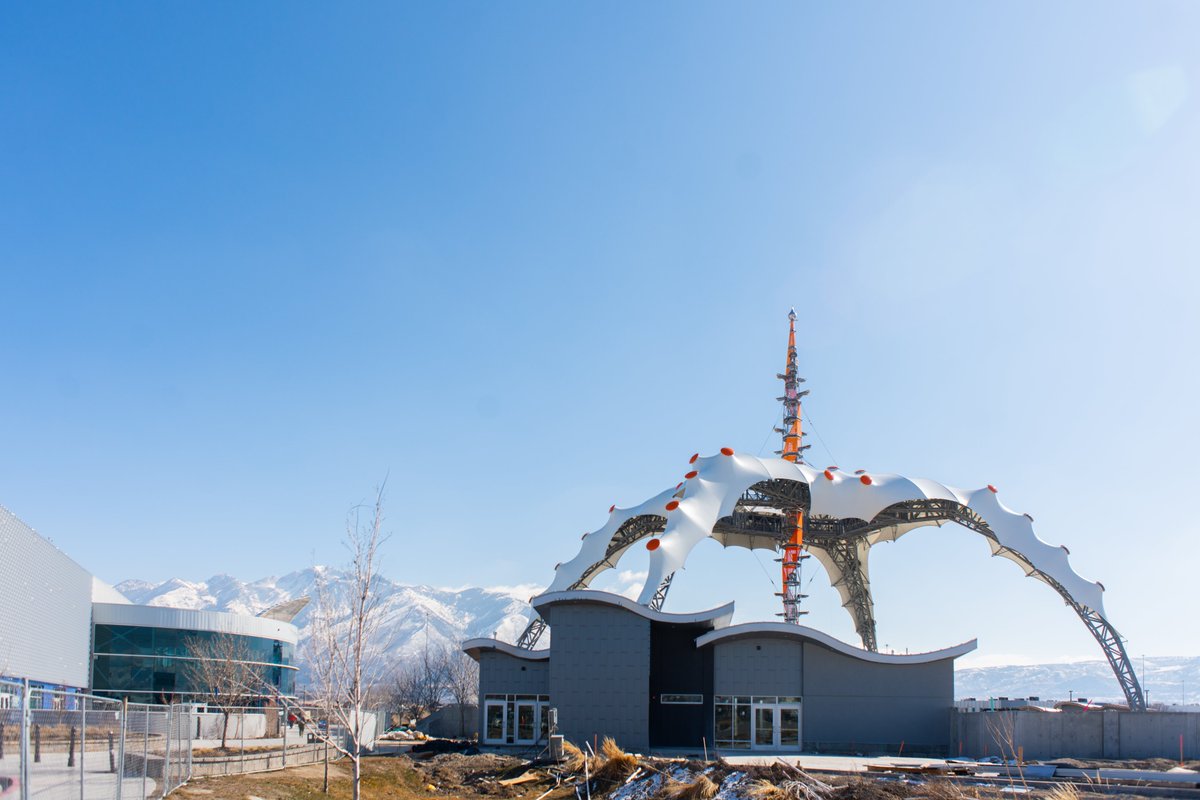 LivingPlanetUT's tweet photo. Check out the progress on our new Welcome Center! We can’t wait to welcome you back to the Aquarium and to our new Science Learning Campus plaza, opening this year. #TLPASLC #Expansion2020 #STEM #STEMeducation #ExploreDiscoverLearn #ScienceLearningCampus #EECO #EECOCommandCenter https://t.co/3ZTtx7lObJ