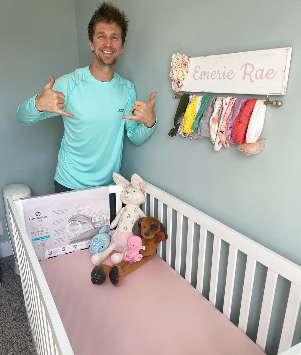 ChadPipkens's tweet photo. Baby Pip’s crib is all set up with her own @BEDGEAR baby mattress and sheet!!! It has a flippable dual sided cushion, one more firm for infants and the other softer for toddlers! WATERPROOF , AIR FLOW and BREATHABILITY #sleepfuel #sleepfuelsbabydreams https://t.co/3YZjjVHghh