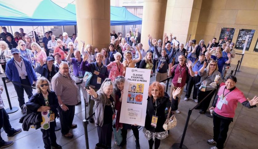 sreggie's tweet image. If you look real hard you can see me and @LaurasMiscMovie on line at the Egyptian for The Egg and I I think this was #TCMFF 2016 #TCMPARTY
