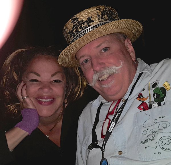 ChrisSturhann's tweet image. Bittersweet #TCMFFMemories With @AndWhatRosen  she and @HubsRosen were such a fixture at #TCMFF #TCMParty #NoirAlley and the who TCM online community I&apos;m sure she&apos;s watching with us