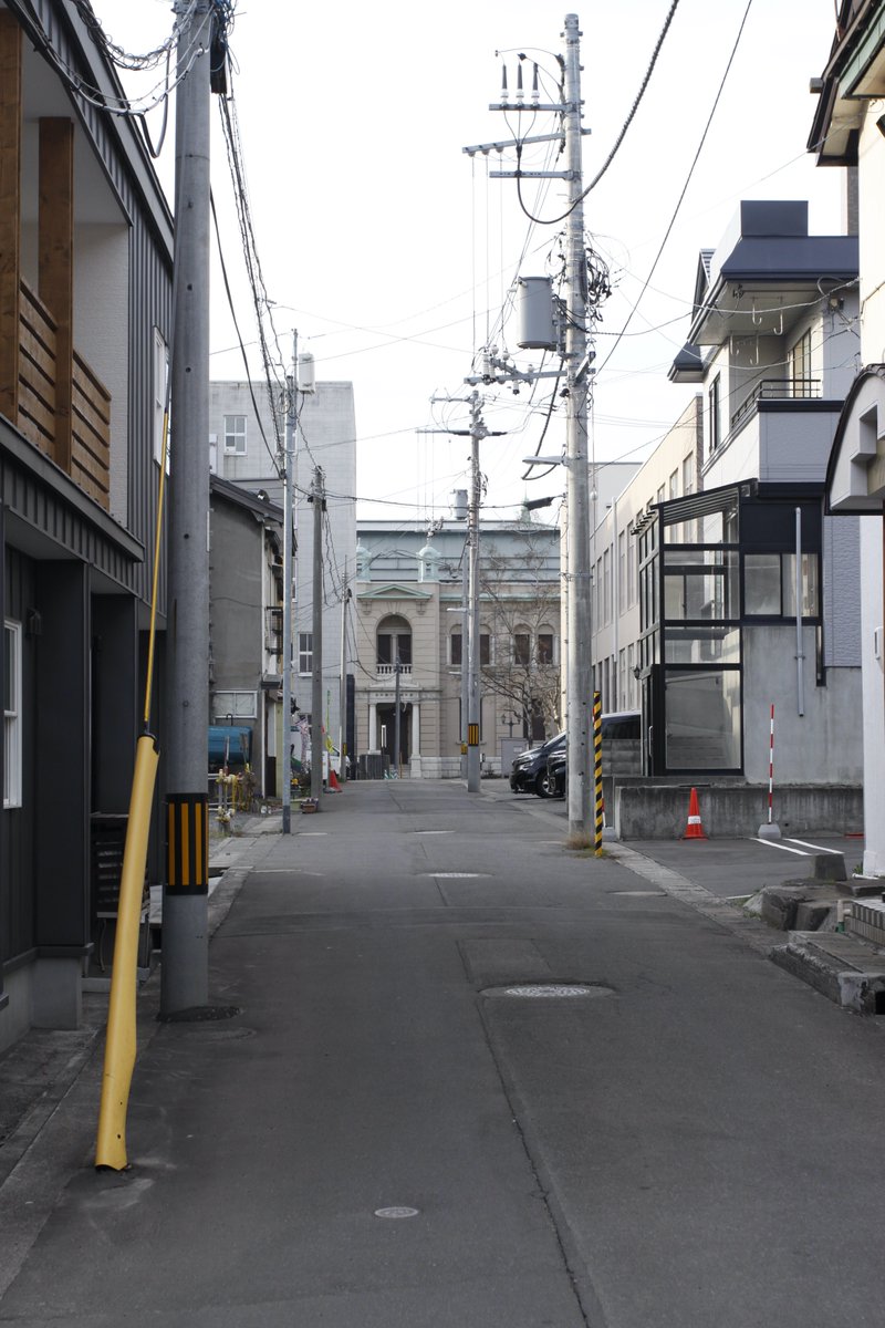 quzillayama's tweet image. こんばんは！おたる！

（地元の方にとっては）なんの変哲もない町の風景写真をアップしておきます。
相変わらず色内駅近辺をうろついています。

#小樽よいとこ #小樽酔いとこ