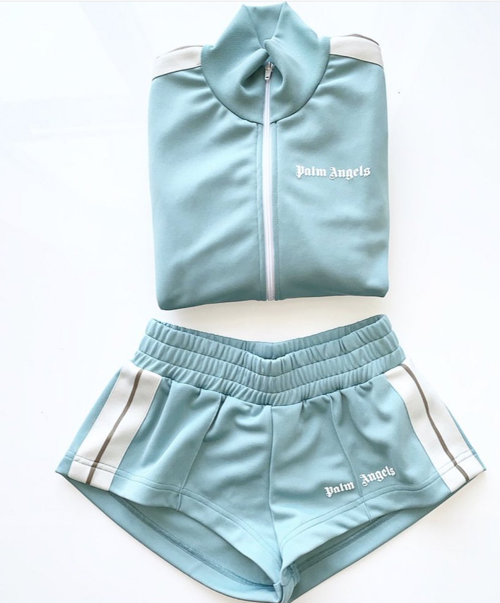 204Fashion's tweet photo. Palm Angels | 204Fashion https://t.co/9jCLpiis3v
