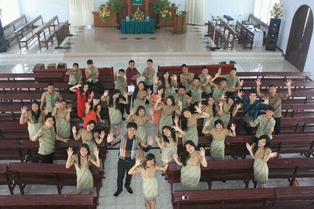 frinnyyy's tweet photo. mager, main hp, scroll2, eh dpt old photo. kok rindu(?) hemm https://t.co/bFIPvErk1V