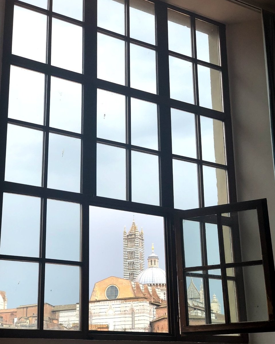 Torna il flashmob fotografico promosso dal MiBACT che invita a condividere immagini dei panorami d'Italia. Colline, borghi, montagne, boschi, tramonti, ma anche le vedute dalle finestre delle nostre case.
Questa è la nostra vista!

#viaggioinitalia #paesaggioitaliano #artyouready