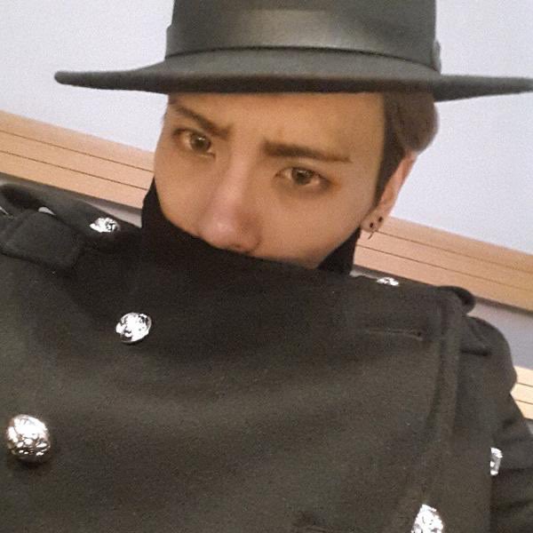 wordsbyjjong's tweet photo. “No matter how close I may be to someone I won't tell them all my secrets for fear they will be ashamed in me. Thinking that way, I'm becoming sad, thinking that I don't have any intimate friends.”

cr: professorjjong https://t.co/yOWZ9xXKK2