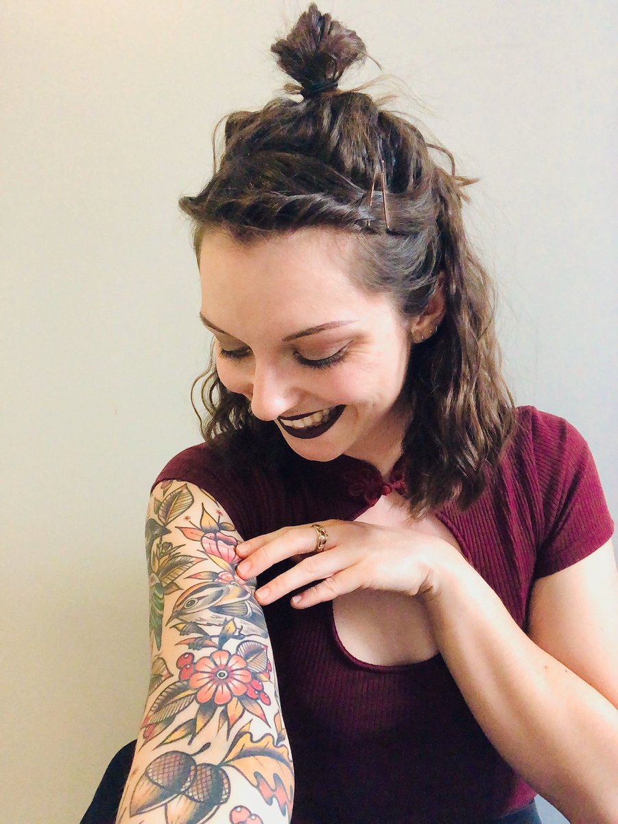 AdrienneACox's tweet photo. Today I learned it only takes a month for me to reach the βphotoshoot with the creatures tattooed on my armβ stage of lockdown...
π¦π·π
#ScientistsWithTattoos #ScientistsWithInk #Tattoos #SundayVibes #RealLifeScientist
#ScientistsWhoSelfie #ILookLikeAScientist https://t.co/QETM54i0nY