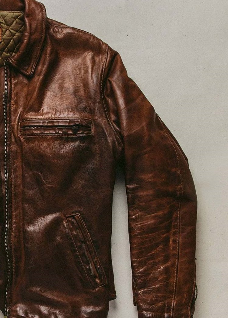 𝐈𝐧 𝐰𝐡𝐚𝐭 𝐝𝐢𝐬𝐭𝐚𝐧𝐭 𝐝𝐞𝐞𝐩𝐬 𝐨𝐫 𝐬𝐤𝐢𝐞𝐬. 

𝐁𝐮𝐫𝐧𝐭 𝐭𝐡𝐞 𝐟𝐢𝐫𝐞 𝐨𝐟 𝐭𝐡𝐢𝐧𝐞 𝐞𝐲𝐞𝐬? 

𝐎𝐧 𝐰𝐡𝐚𝐭 𝐰𝐢𝐧𝐠𝐬 𝐝𝐚𝐫𝐞 𝐡𝐞 𝐚𝐬𝐩𝐢𝐫𝐞? 

𝐖𝐡𝐚𝐭 𝐭𝐡𝐞 𝐡𝐚𝐧𝐝, 𝐝𝐚𝐫𝐞 𝐬𝐞𝐢𝐳𝐞 𝐭𝐡𝐞 𝐟𝐢𝐫𝐞?