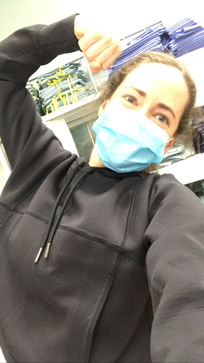 kelseybernardin's tweet image. handing out scrubs to COVID healthcare workers while  nerding out to @JOSPT #JOSPTasks. who needs scrubs??