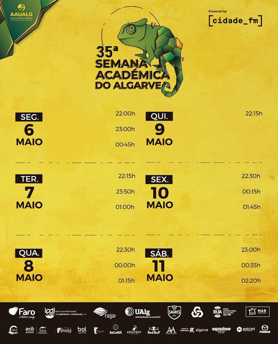 Rollinbaby__'s tweet image. Semana Académica deste ano 😭😭