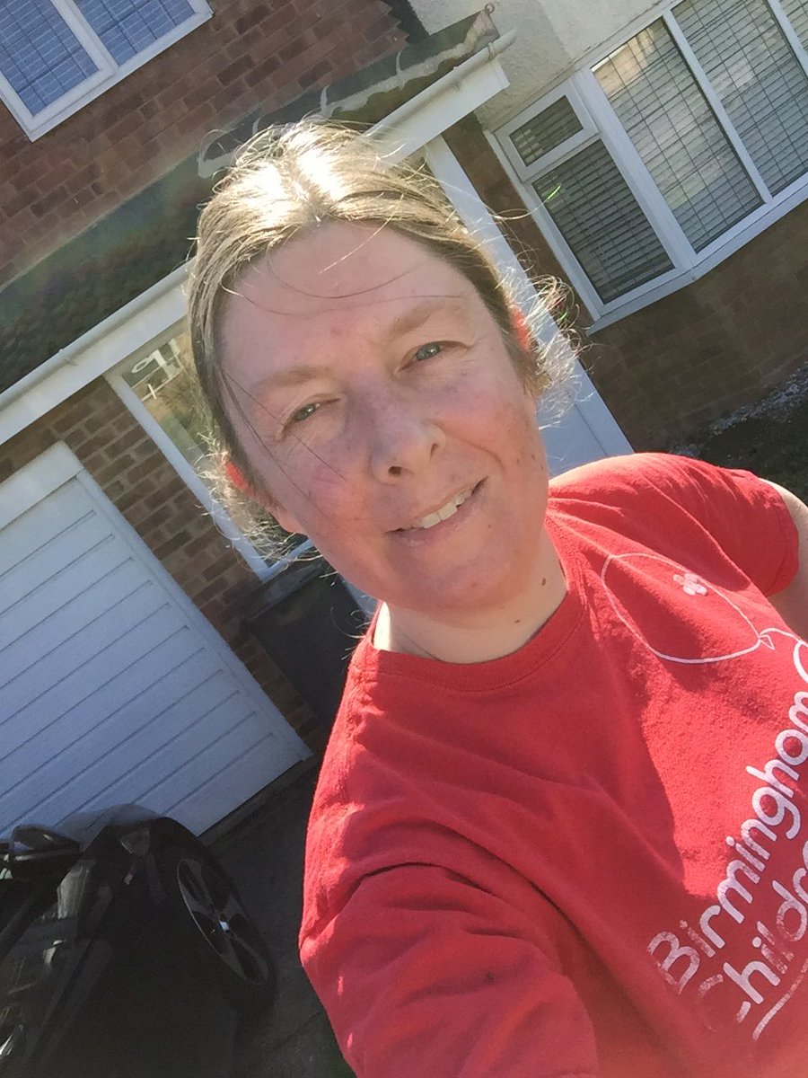 So finally I’ve made it out for a run - such a great way to support our amazing hospital!!! #NHSSweatySelfie <a href="/Gymshark/">Gymshark</a> <a href="/Bham_Childrens/">Bham Children's Hosp 💙</a>