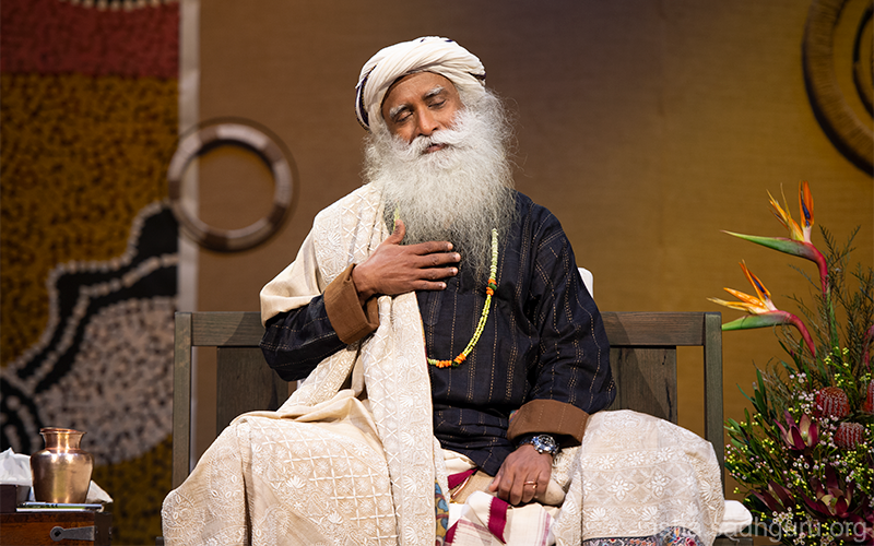 SadhguruJV's tweet photo. If you turn inward, you will find a space where there is a solution for everything. #SadhguruQuotes https://t.co/JxKNnRaq7P