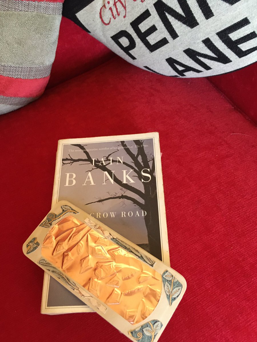 patricemeredith's tweet photo. @TheHiveJQ an afternoon with a good book and my rather flash copper bookmark.
#KeepWellKeepCrafting https://t.co/Zj4yMVN0Wl