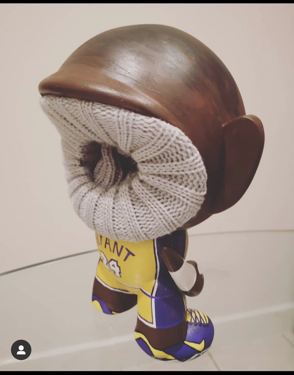 BlankCgolf's tweet photo. How awesome is this one of a kind Kobe Bryant designed headcover by one of our customers, a great tribute to an icon 🏀. Will look great on the course (when they are re-opened)⛳️RIP Kobe #kobe #kobebryant #ripkobe #blankcgolf #golf #golflife #golfporn #golfforall #golfing #art https://t.co/yJIuterrp7