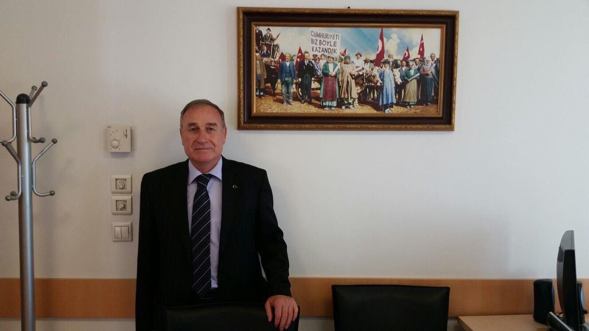 Mesleki ve Teknik Eğitim Camiasına büyük hizmetleri olan, bugün kaybettiğimiz Fatih  Kadırga MTAL Müdürü Musa SUNGUR hocamız, yaptığınız hizmetleri unutmayacağız. Mekanınız cennet olsun.
<a href="/tcmeb/">Millî Eğitim Bakanlığı</a> <a href="/ziyaselcuk/">Ziya Selçuk</a>  @hmzaydg  <a href="/memleventyazici/">Levent Yazıcı</a>  <a href="/mucipkina/">Mucip KINA</a>
#karagündostumeslekieğitim