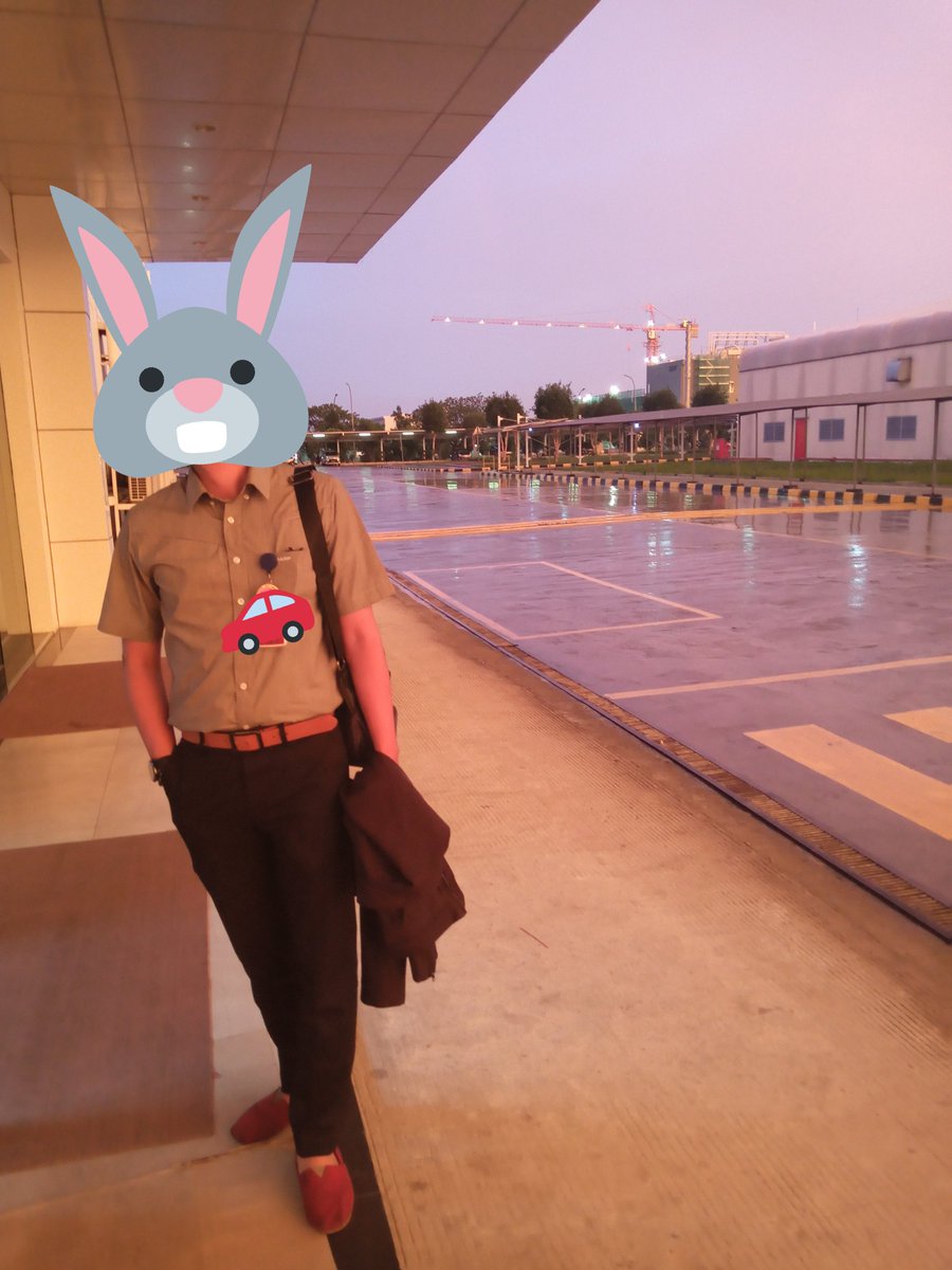 JuayaIndra's tweet photo. kemeja  ~ free dari kantor
celana ~ free dari kantor
sepatu wakai diskonan 200rb
belt abang² pasar malem 35rebu https://t.co/NwzsdlrhH1