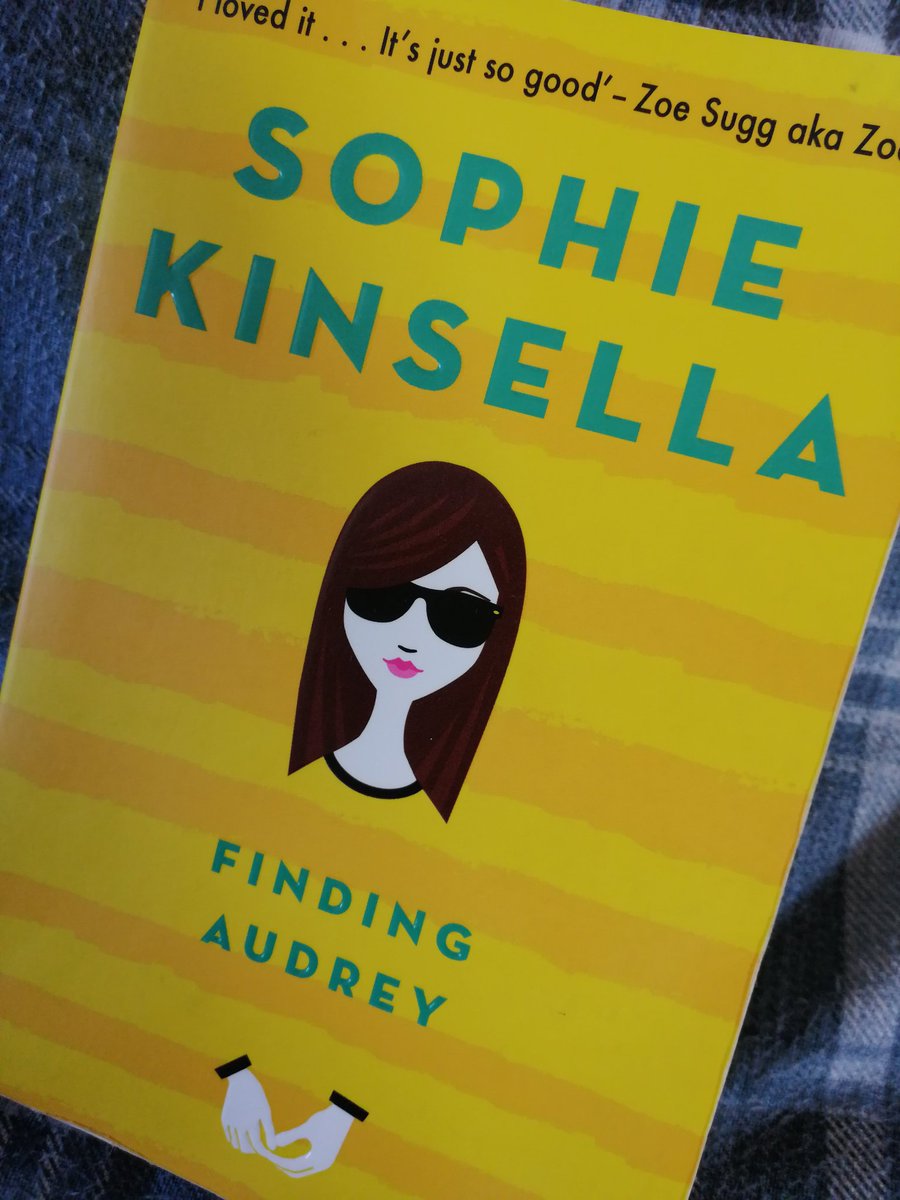 HyamTracy's tweet photo. The second of my daughters to read and adore this book 💛
Would love to see more YA fiction from @KinsellaSophie #FindingAudrey https://t.co/Vtxe8AH6RJ