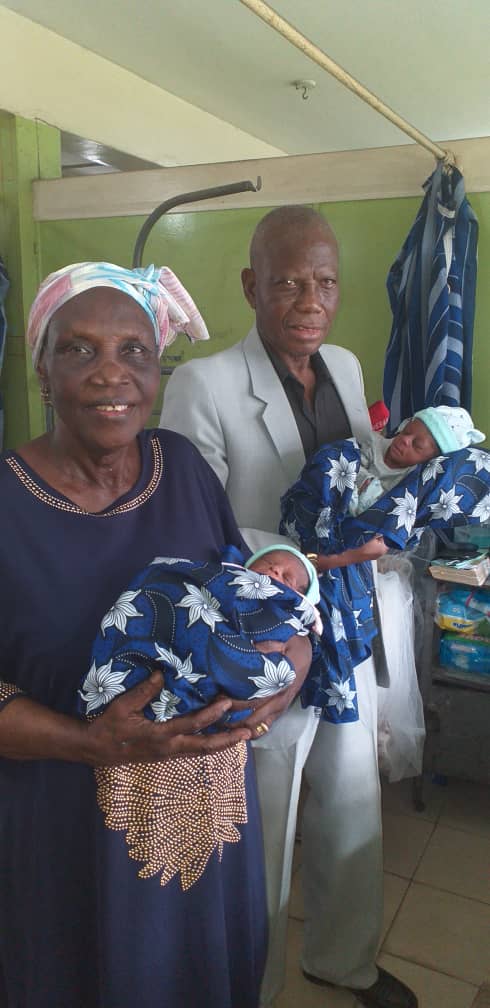 IamOwolewa's tweet photo. If you think it is over for you, stop and check this out:
Great news amidst the COVID19 Pandemic:
LUTH SUCCESSFULLY DELIVERED A 68-YEAR OLD FIRST TIME MOTHER OF A TWIN
#FirstTimeParent #FirstTimeInAfrica #LUTH
Via LUTH twitter handle
@Ayourb https://t.co/u9fd7VfdvX