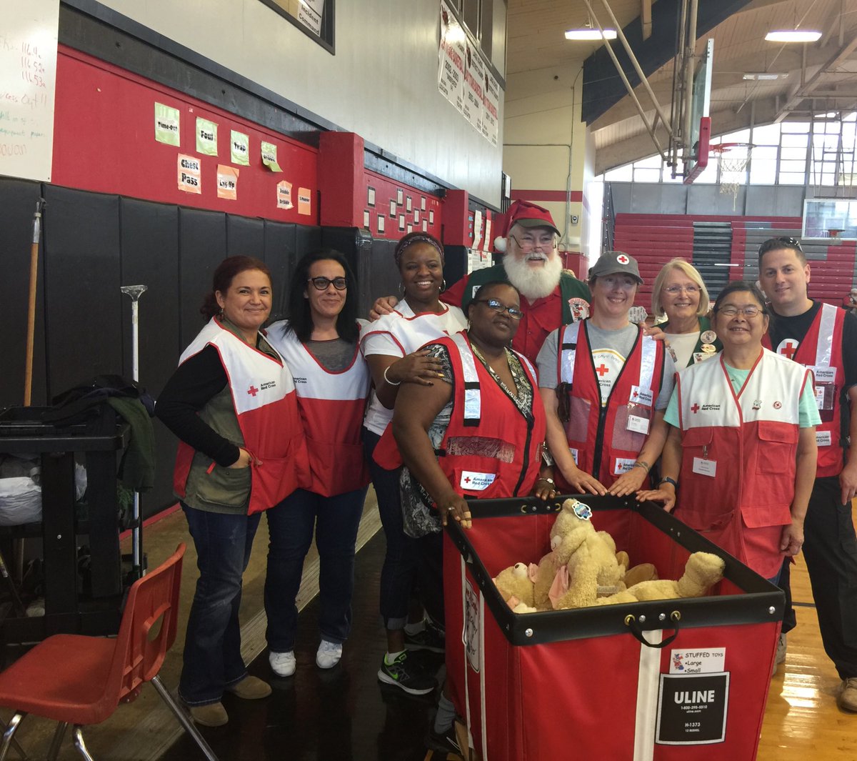 KeithKuperman's tweet photo. During #NationalVolunteerWeek, I would love to celebrate the volunteers which I’ve had the privilege to call a friend, grow from, mentor and serve side by side with to prevent or respond to emergency events. #VolunteersRock #BetterTogether #OneRedCross https://t.co/unnHHNe0s5