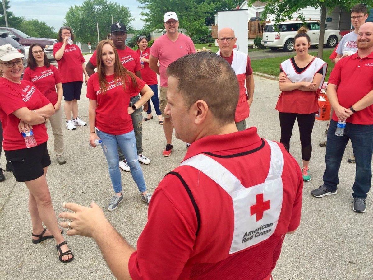 KeithKuperman's tweet photo. During #NationalVolunteerWeek, I would love to celebrate the volunteers which I’ve had the privilege to call a friend, grow from, mentor and serve side by side with to prevent or respond to emergency events. #VolunteersRock #BetterTogether #OneRedCross https://t.co/unnHHNe0s5