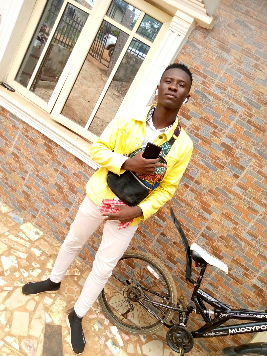 wilson_preye's tweet photo. I neeed more followers............ifb asap 🙏🙏 #PS5 #IGLive #putyourbackinitchallenge https://t.co/NTMVeaZh66