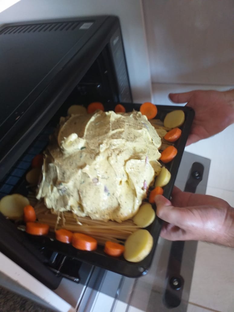 Indo pro forno... Tipo Master Cheff né <a href="/LuanGilberto/">Luan Silva</a>  hehehe...