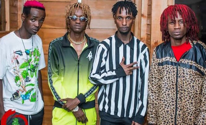 Cut the long story short, Bahati hatoshi mchicha 😂
Retweet 🔁 Ethic Entertainment 
Like ♥️ for Boondocks Gang