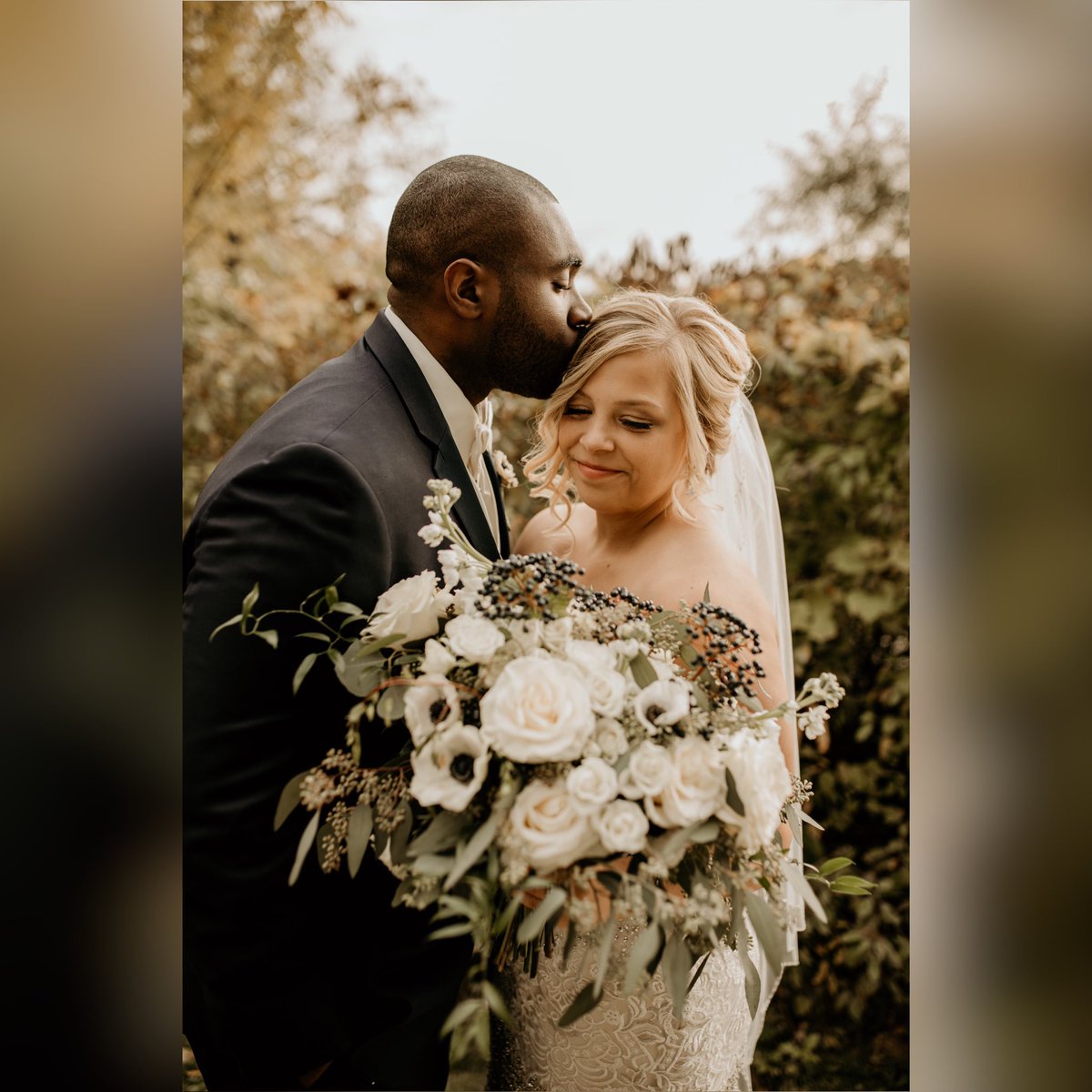 buncey96's tweet photo. 6 months as Mrs. Smith 💕 https://t.co/c1VfKICp3h