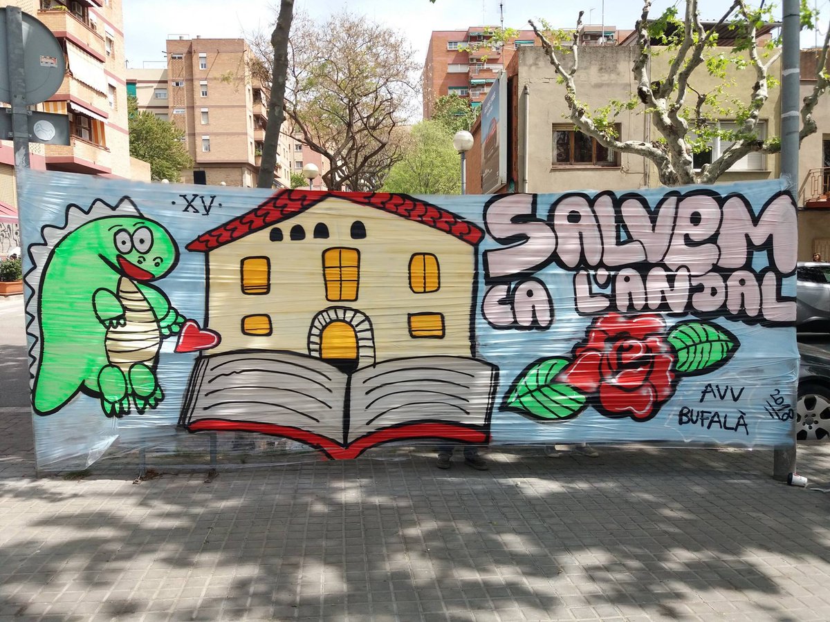 salvemcalandal's tweet photo. Passa el #SantJordi sense sortir de casa! Envia'ns un escrit sobre #CalAndal o fes un dibuix decorant la masia! Publica-ho a #StJordiCalAndal, menciona'ns a @salvemcalandal I ho anirem publicant durant la setmana!
#Badalona #Bufalà #SalvemCalAndal #CalAndalenLluita #SantJordi2020 https://t.co/38rKK3cmYY