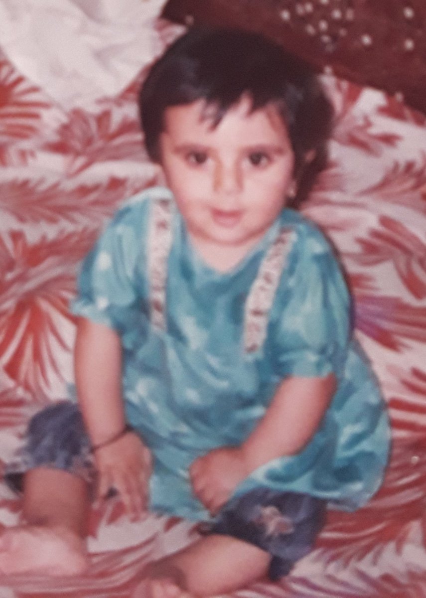 SanaBikak's tweet photo. #MeAt1 😊 https://t.co/w1ySvzOFEC