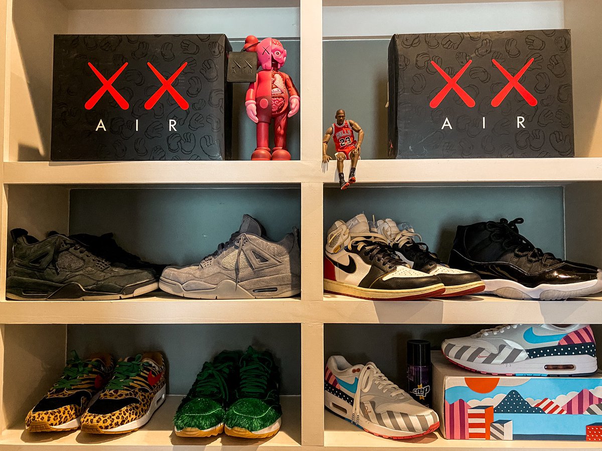 H3CZ's tweet photo. My shoes probably think I died...

I think today will be a shoe-care day, organize and clean some heat so they are ready “if and when”.

RT and Fave your shoe size, imma bless one of you this week. 

@CrepProtect 

If y’all need help: 
https://t.co/q8Zqri3Zlb https://t.co/nrOKghATht