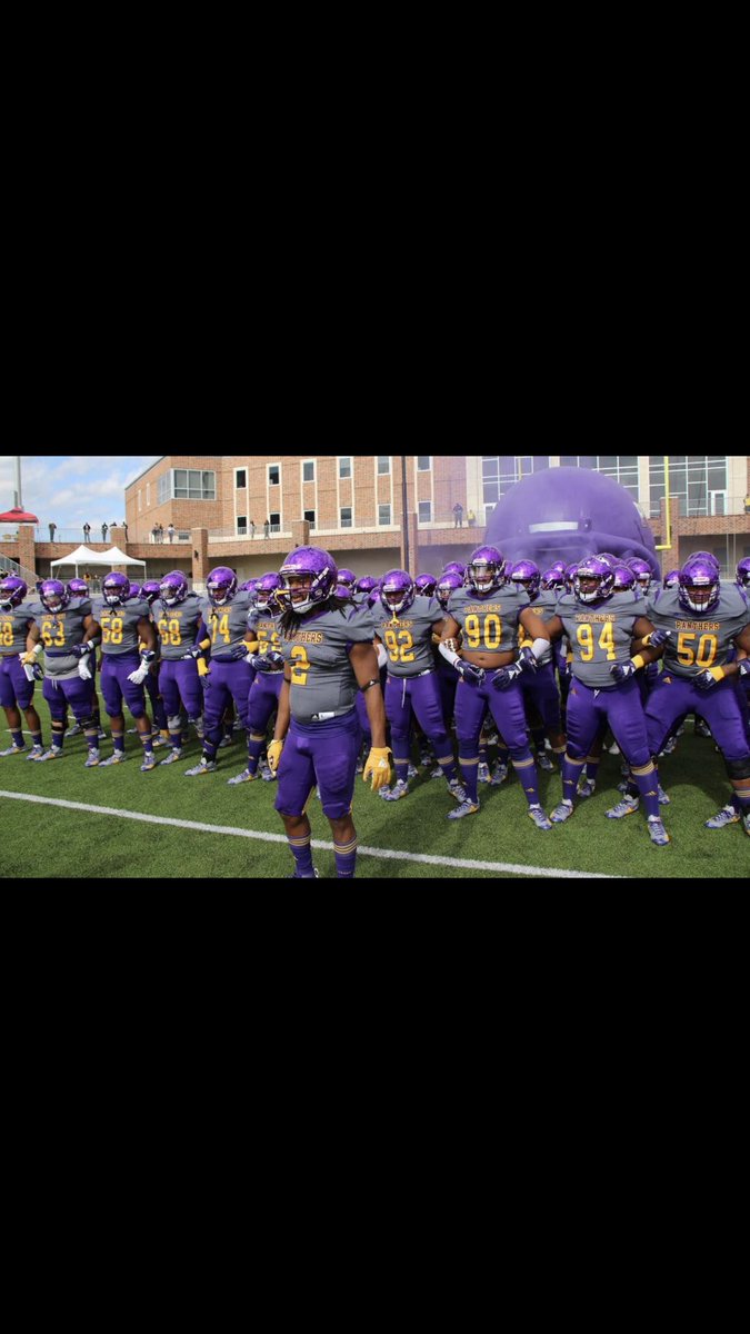 #AGTG After a great talk with <a href="/JOHN17WILLIAMS/">QUE.B.</a> I’m extremely blessed and grateful to have received my 1st offer from Prairie View A&amp;M University #pvamufootball