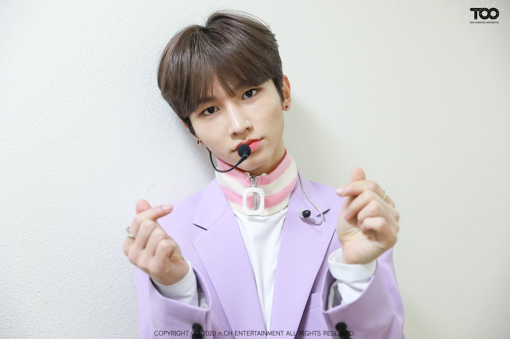 too_gallery's tweet photo. ㅡ jisu

⇢ fancafe (too diary)
#TOO #티오오 #TenOrientedOrchestra https://t.co/xpBtjyRJtV
