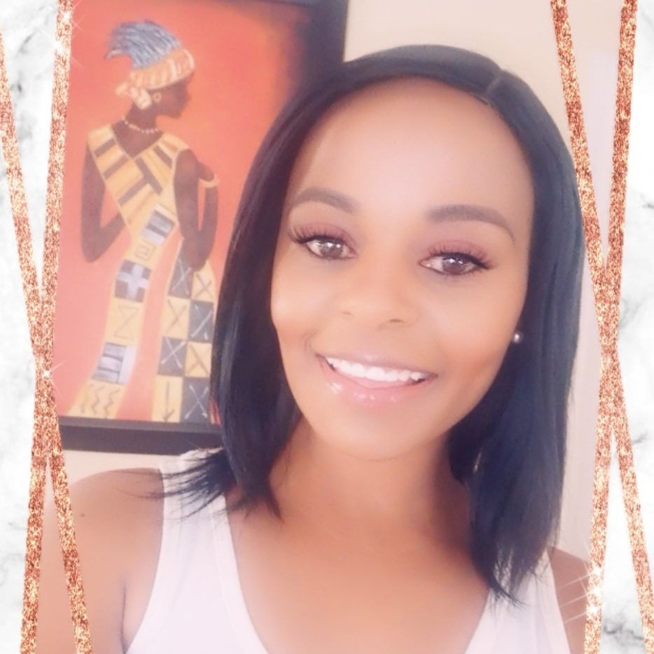 lindtlindy's tweet photo. #NewProfilePic https://t.co/Nk3SatLS1H