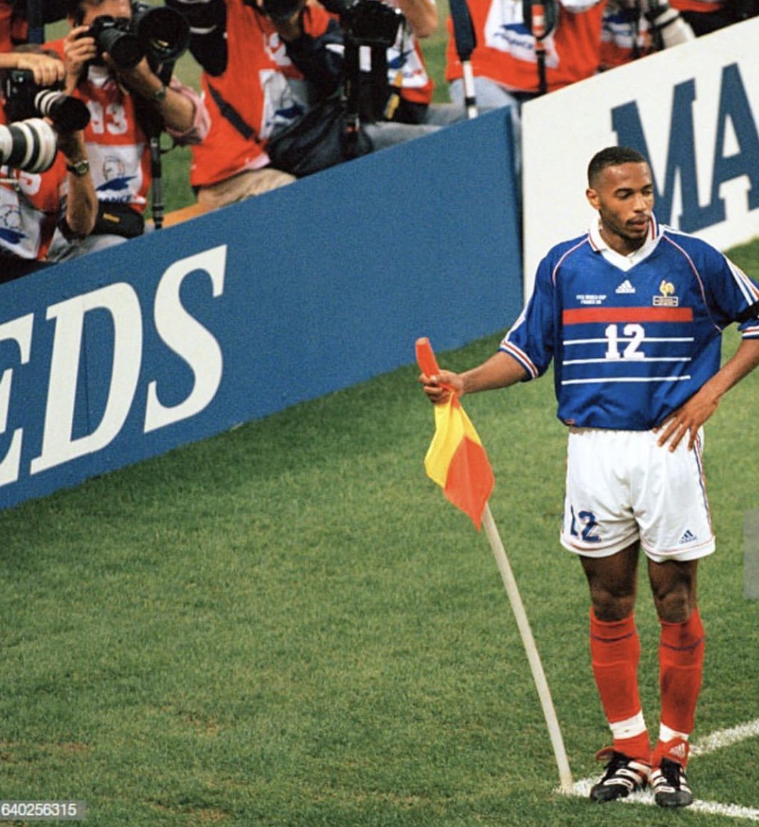 AFCAMDEN's tweet photo. The best striker in the history of the game? https://t.co/sQ6Z4tELld