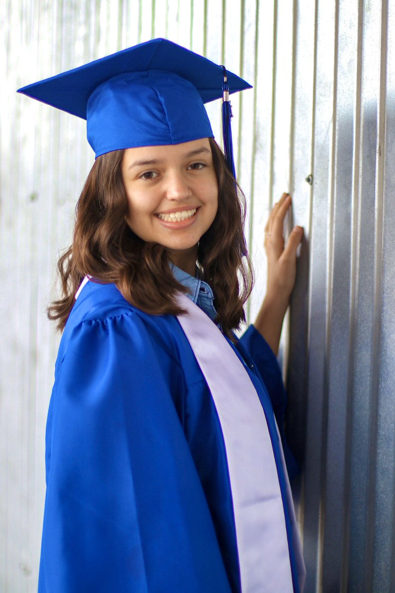 JplusLPhotos's tweet photo. Seniors, we have something special planned for you! We know times are difficult as you prepare to miss out on your last year of high school. We are offering $65 dollar sessions of absolutely anything YOU want. Cap and gown, prom dresses, you name it. Message us to book! https://t.co/dynOsciZms