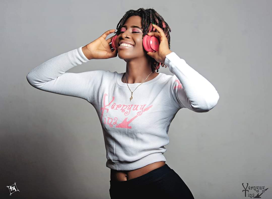 Merka_237's tweet photo. Souhaitons joyeux anniversaire à l'artiste @VernyuyTina .
#Merka237 #Team237
#LeCamerounDabord #TT237 https://t.co/eUmYZHe7g3