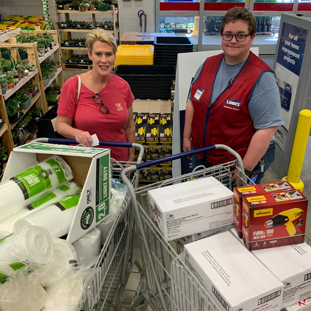 AdventHealth_NC's tweet photo. Your support from home truly makes a difference! Thank you to our community for the outpouring of support we have received. Learn the ways you too can give back and #SpreadThanks to support our frontline teams at https://t.co/la17Z8UIpQ https://t.co/UGa5j3PszJ