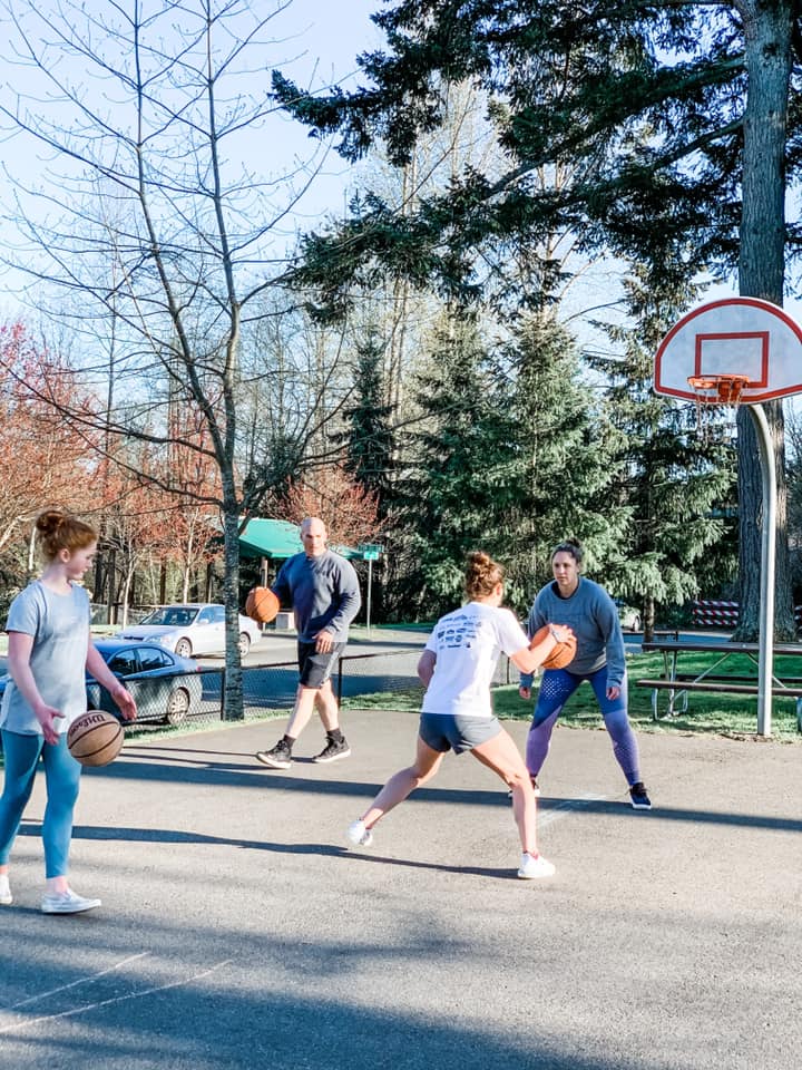 PHITAmerica's tweet photo. The Hawkins family is our first #PHITFamily #FridayFeature. Moriah Hawkins shares how her family is staying active during the Stay at Home Order:
https://t.co/xcAOFBBILU
Thank you Hawkins family for sharing how you're staying FIT. #PHITTips #CopingwithCOVID #PHITAmerica #PNW https://t.co/SLNxKBmALr