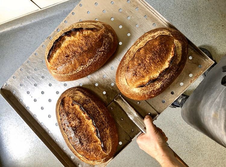 Place an online order before midnight tonight [17th] and you will receive one of <a href="/hoxtonbaker/">Hoxton Bakehouse</a>’s delicious sourdough loaves with your next order. It’s a win win! 🙌🍷🍞

Order before midnight! 👉wineutopia.co.uk