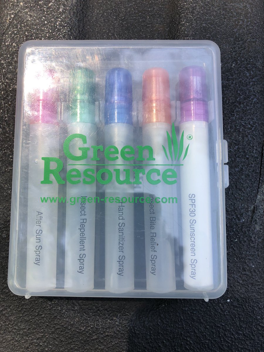 craighooks27's tweet photo. Was looking for sun screen and I knew there was some in this #GreenResource goody from @CarolinasGCSA show. Also found hand sanitizer. https://t.co/EX09tIbABz