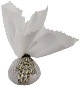 doesn’t really look like a hex bag but i love this outfit so much