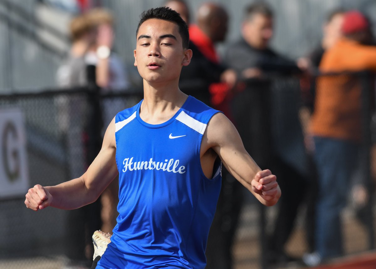 SeniorSpotlight:Jacob Dollar moved in this summer from NC &amp; immediately provided an impact on our team.He competed in LJ,TJ,&amp;hurdles.A lot of bounce in this young man!Jacob plans to go to culinary school to become a chef!Congrats Jacob!! #co2020 #PantherNation #GBR #reapingseason