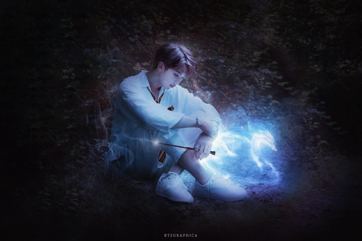 btsgraphica's tweet photo. Patronus edit series (1/2) #BTSxHarryPotter @BTS_twt https://t.co/4bQg9ZcAvv