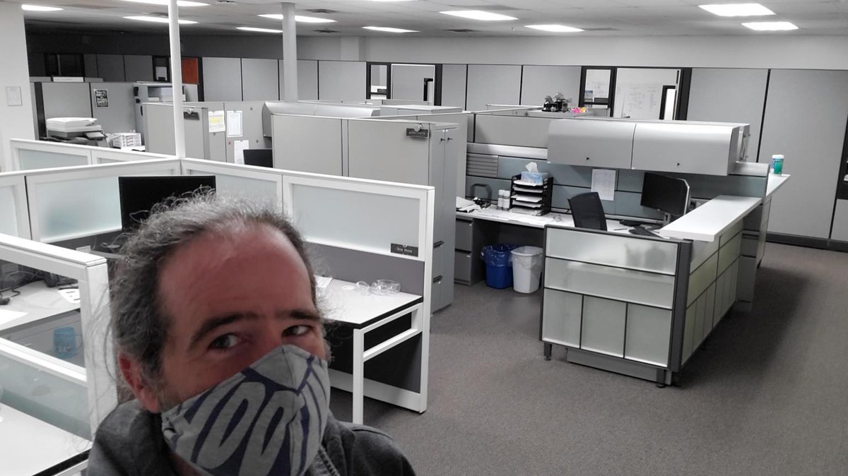 DanTechnoGuru's tweet photo. I've heard of #socialdistancing, but this is ridiculous! (lol) #GetAMask! #ExOneFriday @ExOneCo https://t.co/xvFegAsFUI