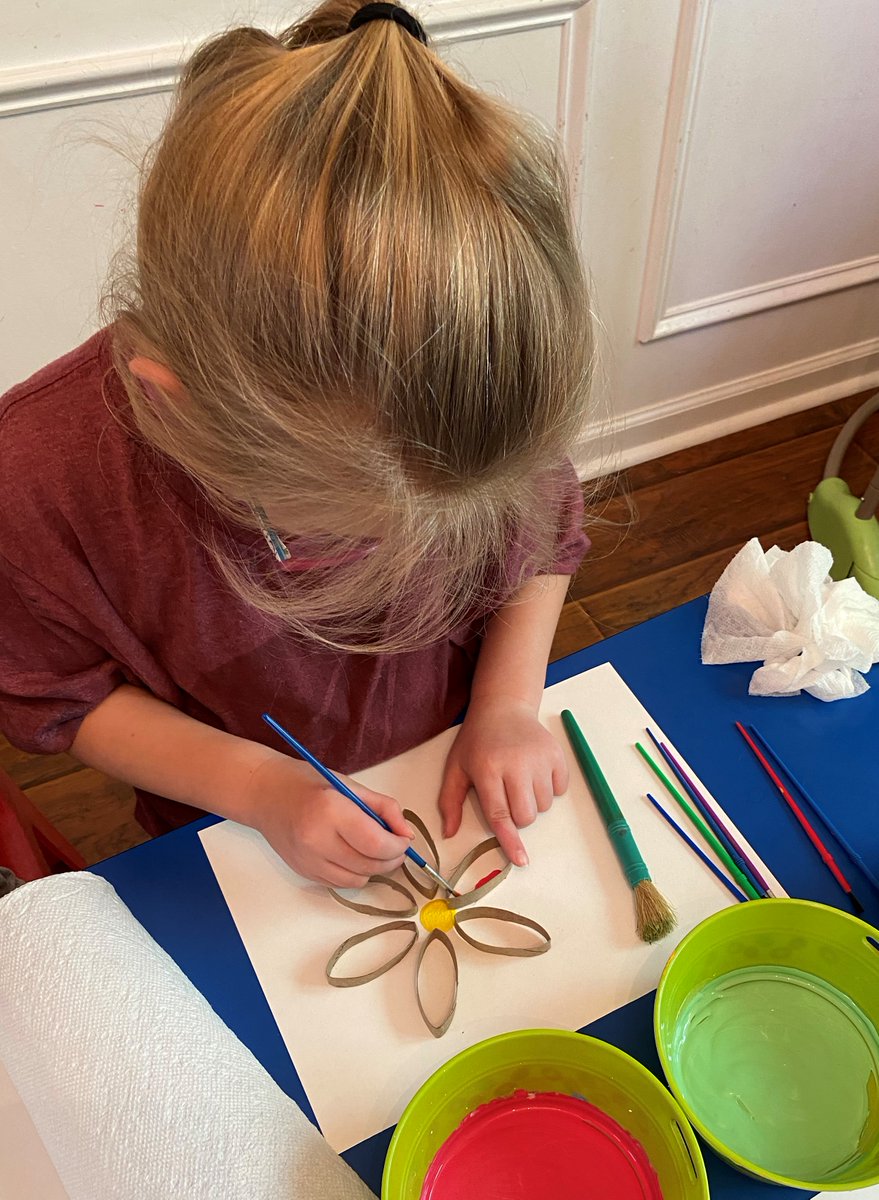 Artwork submitted by Autumn - Kindergarten
Very Creative!