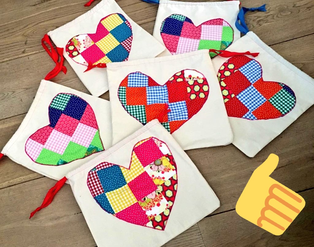 StJohnsSTEM1's tweet photo. Look at these incredible #bagsforNHS made by the D&T technician @jog_school . Fantastic collaboration across @ExcaliburAT with bags now with staff @RUHBath #amazing #NHSheroes #ThanksJoy https://t.co/ot5VGu4WEy