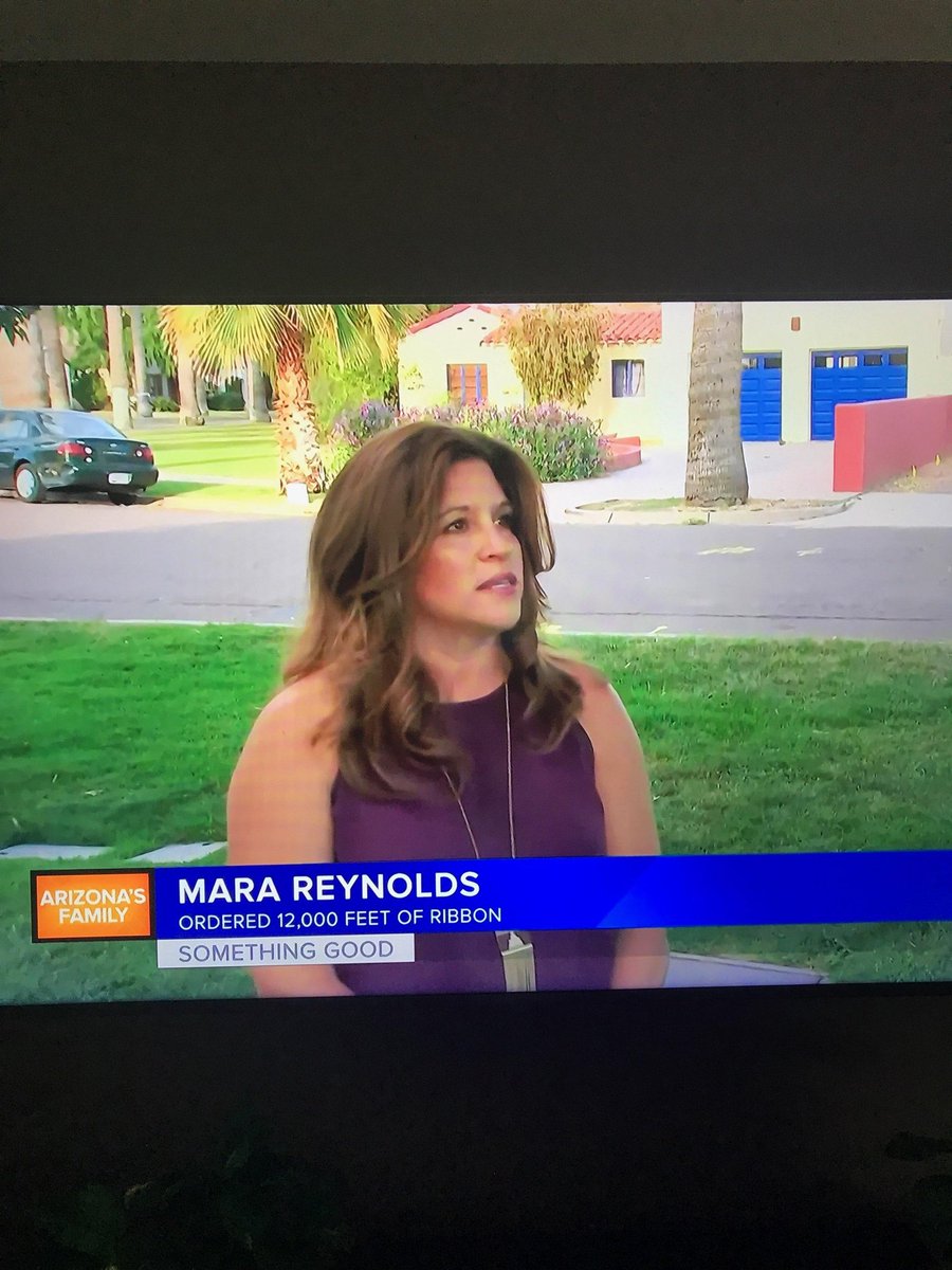 drjasonreynolds's tweet photo. That's right! My beautiful wife, Mara Reynolds, was on TV this morning! She did an awesome job and it was for a wonderful neighborhood cause! #willoneighborhood #ribbonsofhope https://t.co/U9mE5JTcay