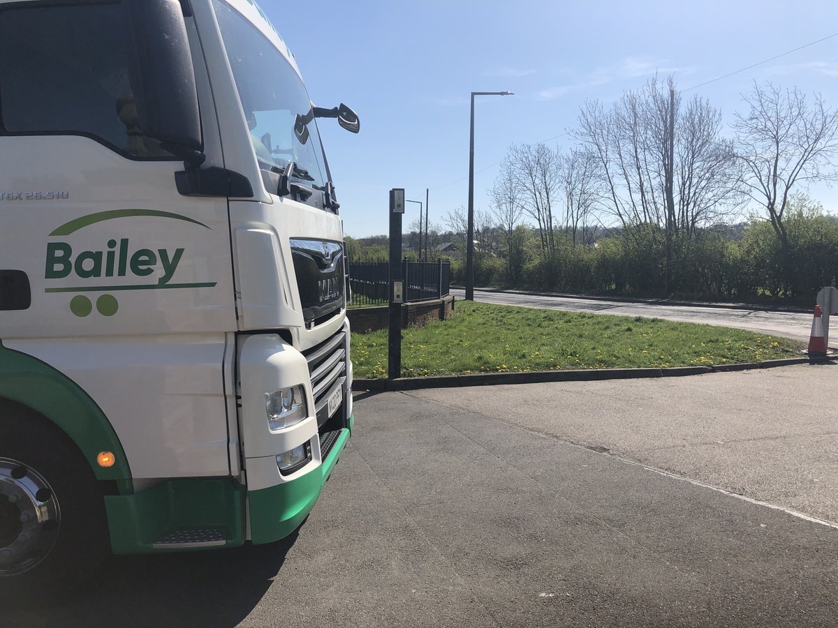 EBEquipmentLtd's tweet photo. Custom 18000-litre Transit Tanks manufactured for Bailey Trailers. Collected this week.
#agriculture #transittanks #transporttank #MANTrucks #custommanufacturing #fibreglasstank #storagetanks https://t.co/mB8ZS4Vx8e