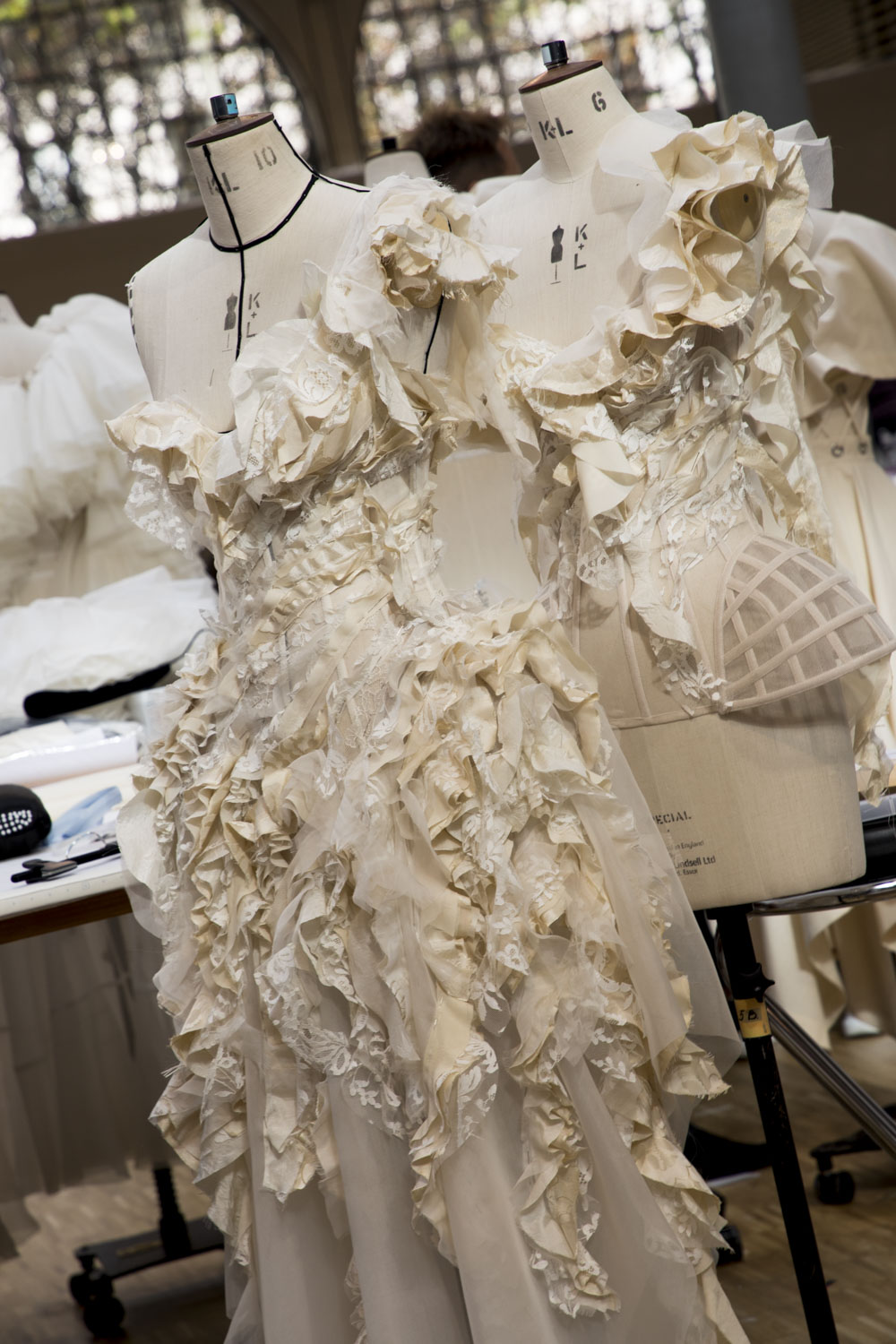 VIP★ALEXANDER MCQUEEN ニット スカート ひだ入り スカート | ミディ＆ミニスカート